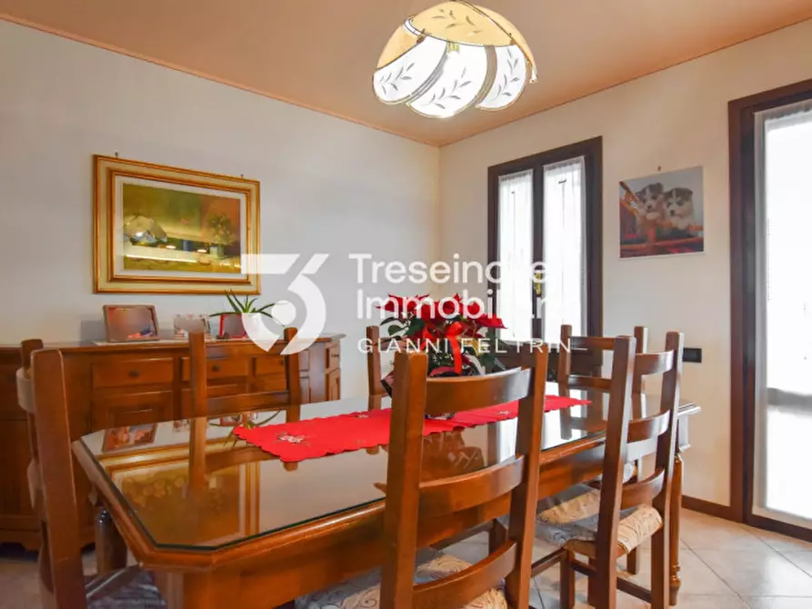 Immagine 11 di Casa trifamiliare in vendita  in Via Castello a Trevignano