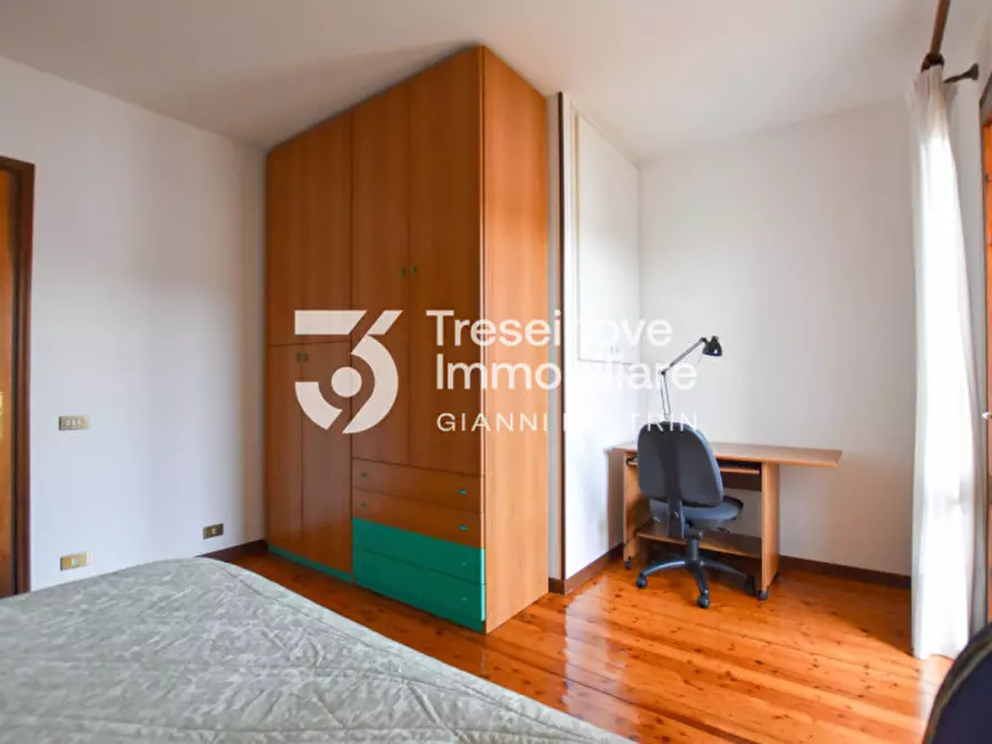Immagine 27 di Casa trifamiliare in vendita  in Via Castello a Trevignano