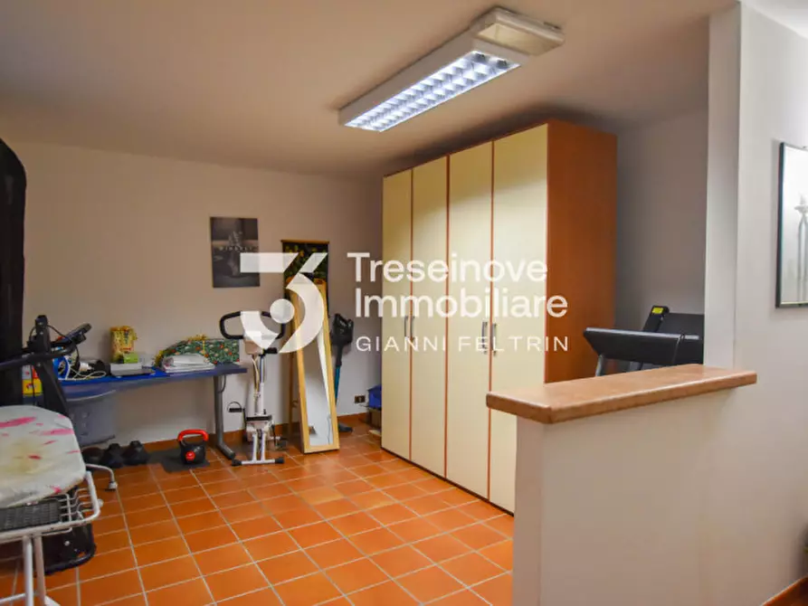 Immagine 37 di Casa trifamiliare in vendita  in Via Castello a Trevignano