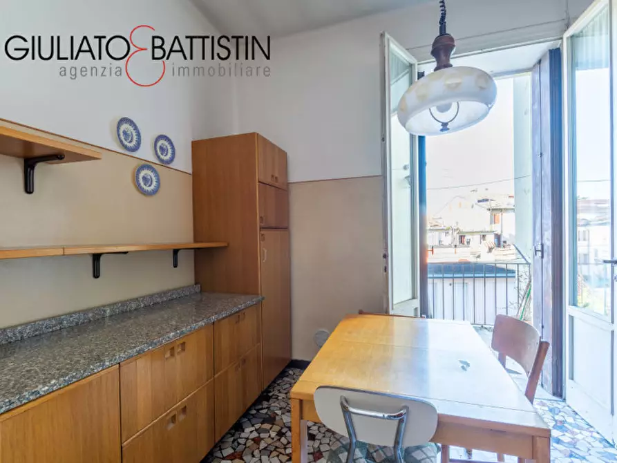 Immagine 8 di Appartamento in vendita  in VIA IV NOVEMBRE a Vicenza