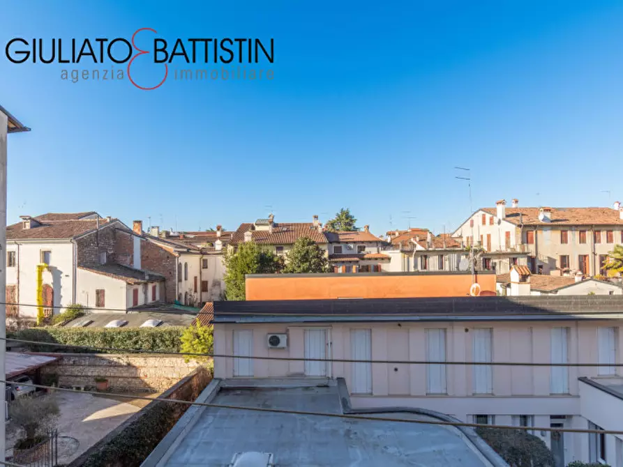 Immagine 10 di Appartamento in vendita  in VIA IV NOVEMBRE a Vicenza