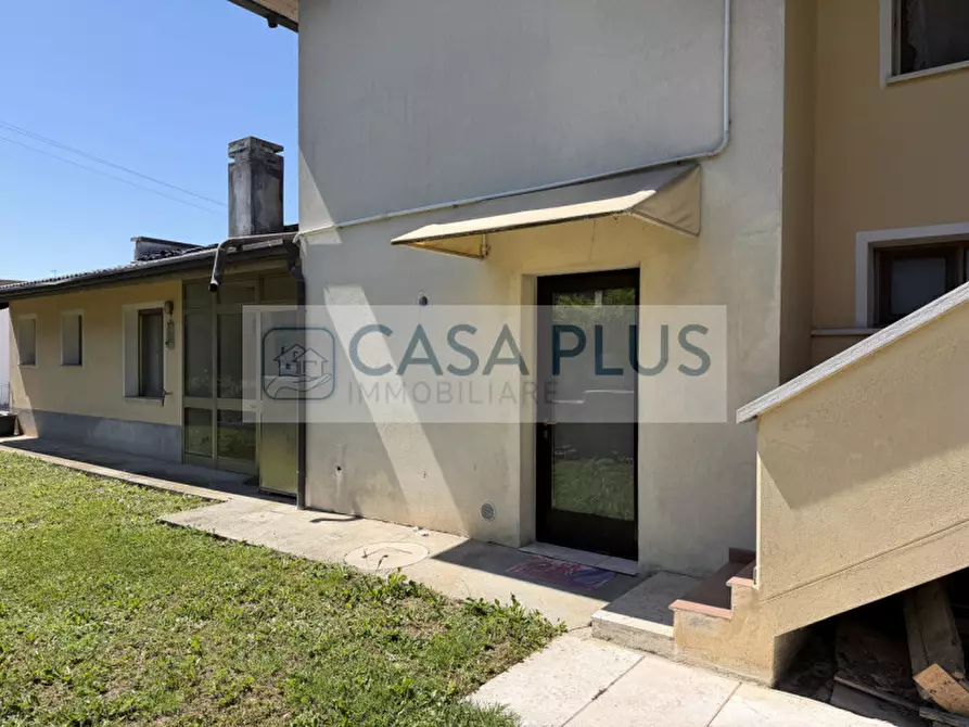 Immagine 15 di Casa indipendente in vendita  in VIA BREGA a Tezze Sul Brenta