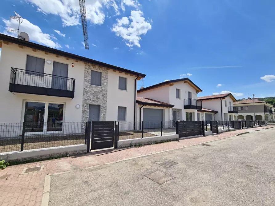 Immagine 7 di Villa in vendita  in Via Rotonda a Lonigo