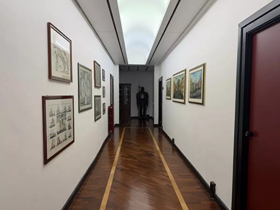 Immagine 8 di Ufficio in vendita  in Corso Mazzini a Ancona