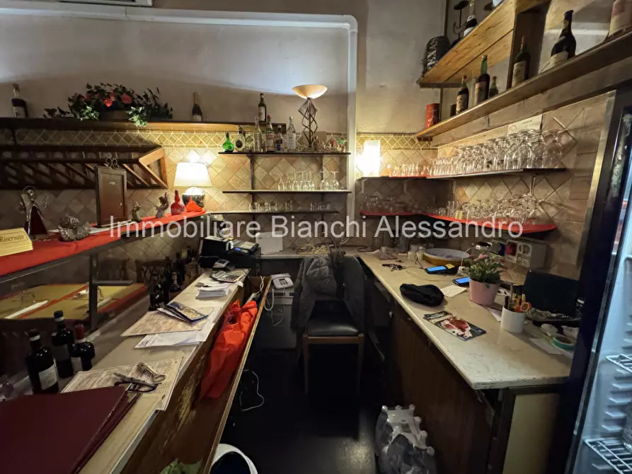 Immagine 3 di Attività commerciale in vendita  in Via Roma 46 a Bagno A Ripoli