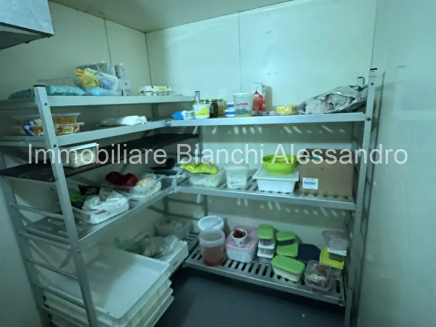 Immagine 12 di Attività commerciale in vendita  in Via Roma 46 a Bagno A Ripoli