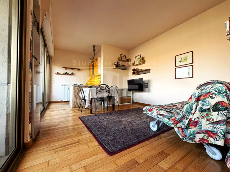 Immagine 3 di Appartamento in vendita  in via della coroncina 22 a Livorno