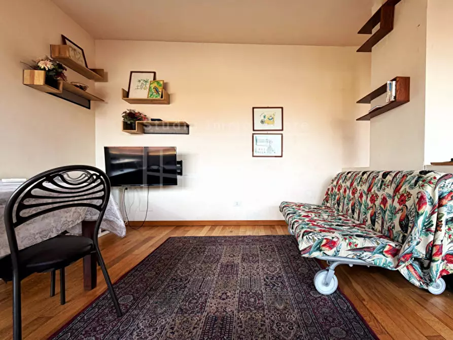 Immagine 4 di Appartamento in vendita  in via della coroncina 22 a Livorno