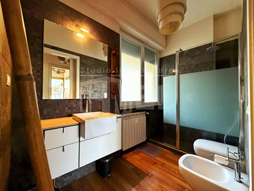 Immagine 20 di Appartamento in vendita  in via della coroncina 22 a Livorno