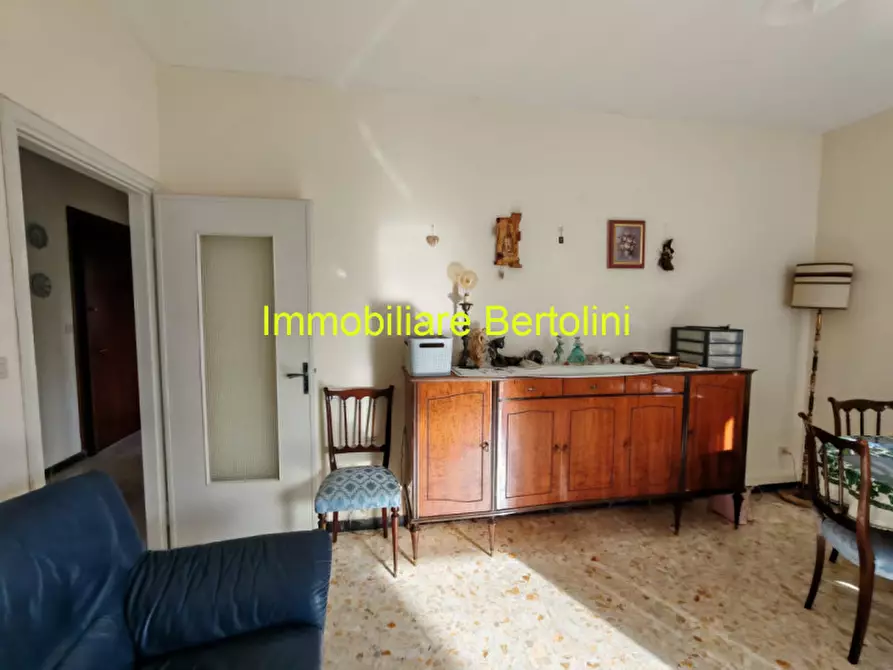 Immagine 4 di Appartamento in vendita  in Via Assisi a Bordighera