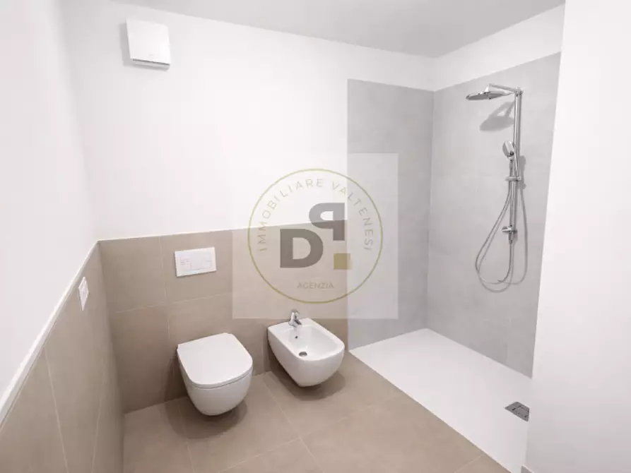 Immagine 6 di Appartamento in vendita  in Via Castellana a Soiano Del Lago