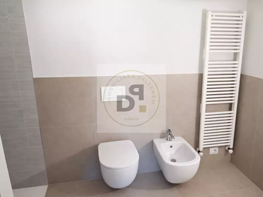 Immagine 11 di Appartamento in vendita  in Via Castellana a Soiano Del Lago