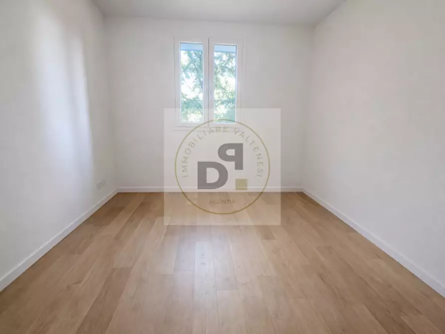 Immagine 14 di Appartamento in vendita  in Via Castellana a Soiano Del Lago