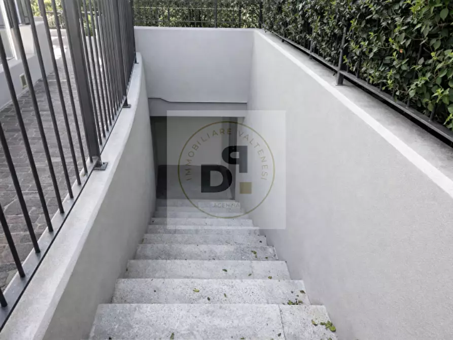 Immagine 19 di Appartamento in vendita  in Via Castellana a Soiano Del Lago