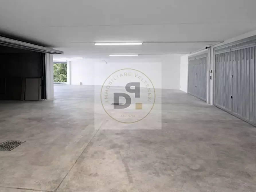 Immagine 20 di Appartamento in vendita  in Via Castellana a Soiano Del Lago