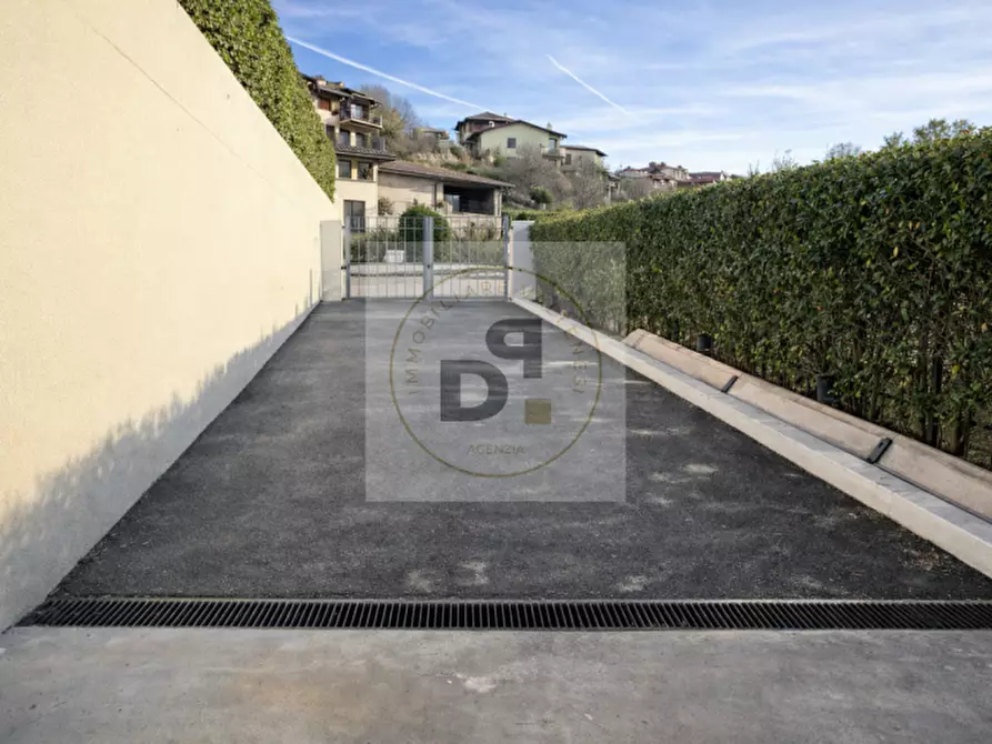 Immagine 21 di Appartamento in vendita  in Via Castellana a Soiano Del Lago