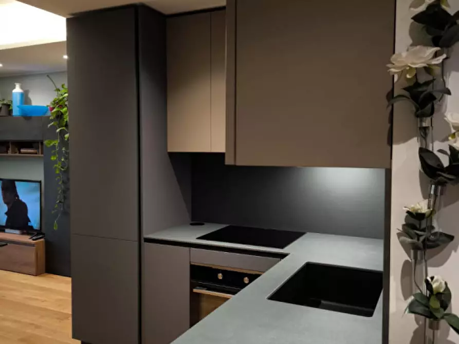 Immagine 2 di Appartamento in vendita  in VIA SAVONAROLA a Padova