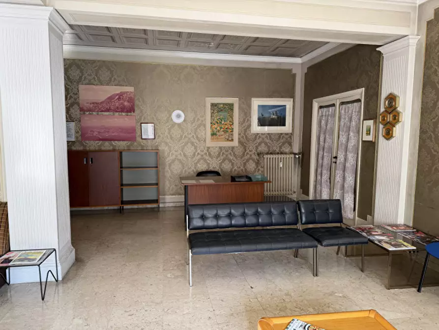 Immagine 8 di Ufficio in vendita  in Via Carlo Maratta a Ancona