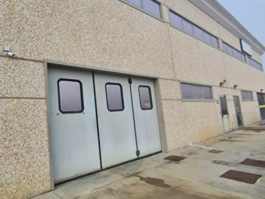 Immagine 1 di Laboratorio in affitto  in botriolo a Castelfranco Piandiscò