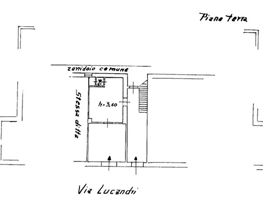 Immagine 9 di Negozio in affitto  in Via Ettore Lucandri a Rieti