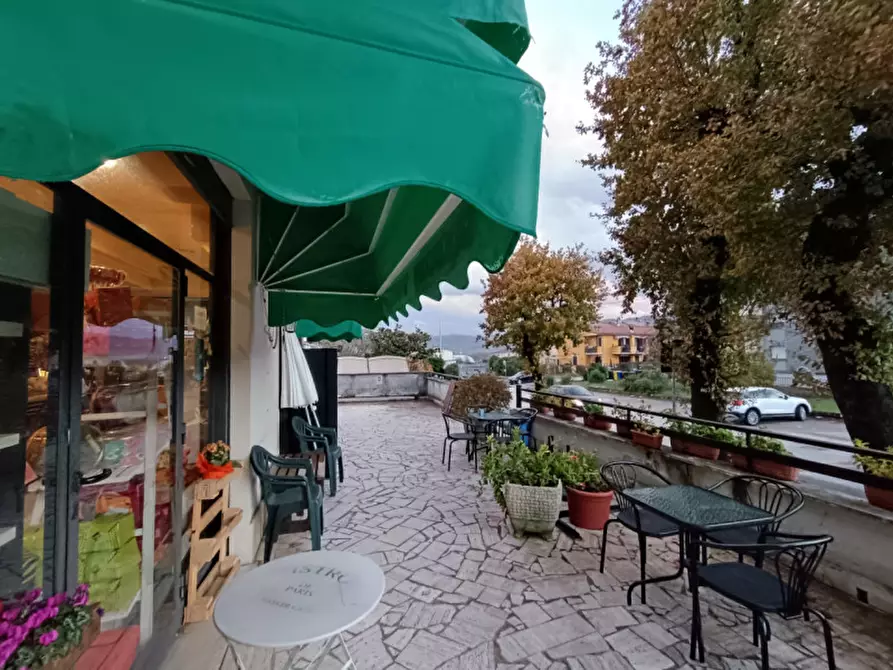 Immagine 5 di Negozio in vendita  in Via Prof. Luigi Cipriani a Contigliano