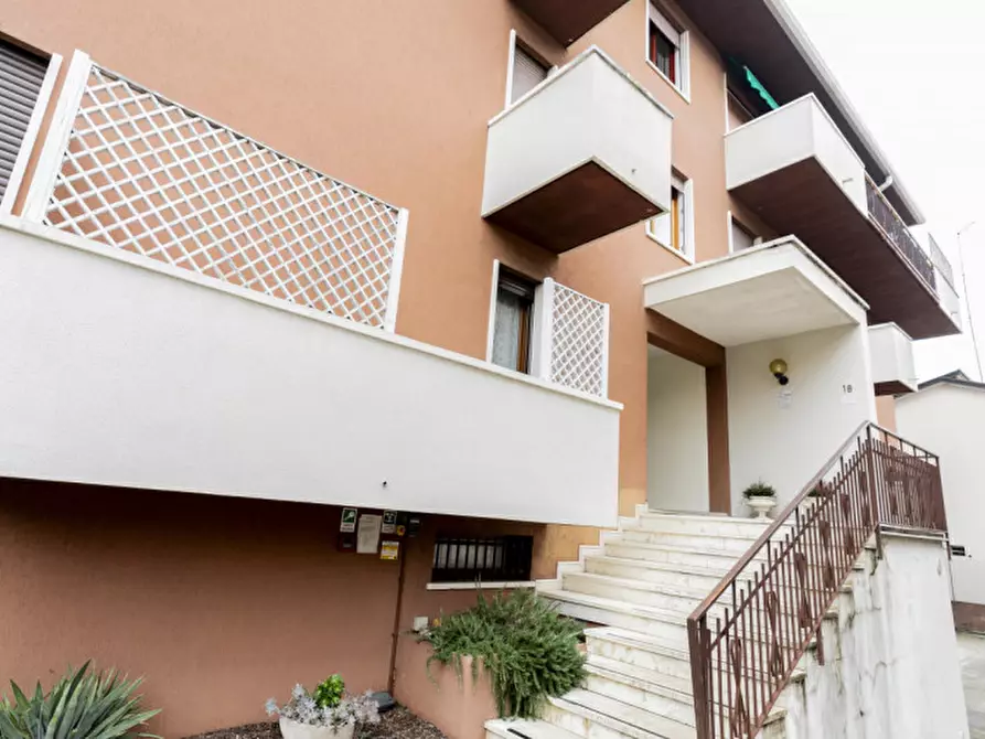 Immagine 1 di Appartamento in vendita  in Via Lorenzo da Bologna 18 Padova a Padova