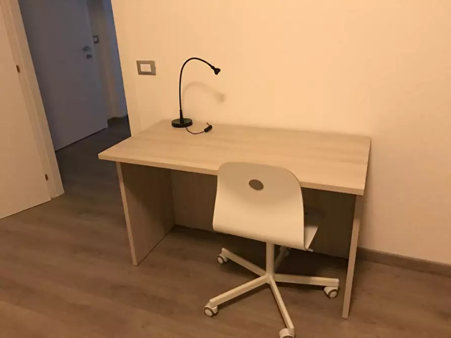 Immagine 9 di Camera in affitto  in Via padre Eusebio Chini a Trento