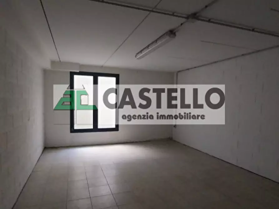 Immagine 14 di Negozio in vendita  in Via Roma a Vigodarzere