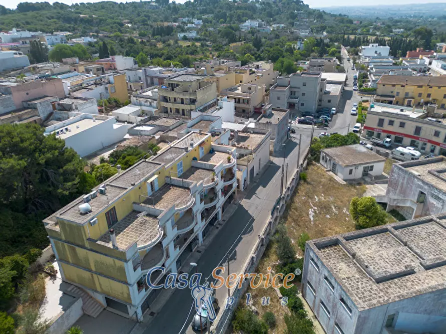 Immagine 42 di Villa in vendita  in Via Brindisi a Casarano