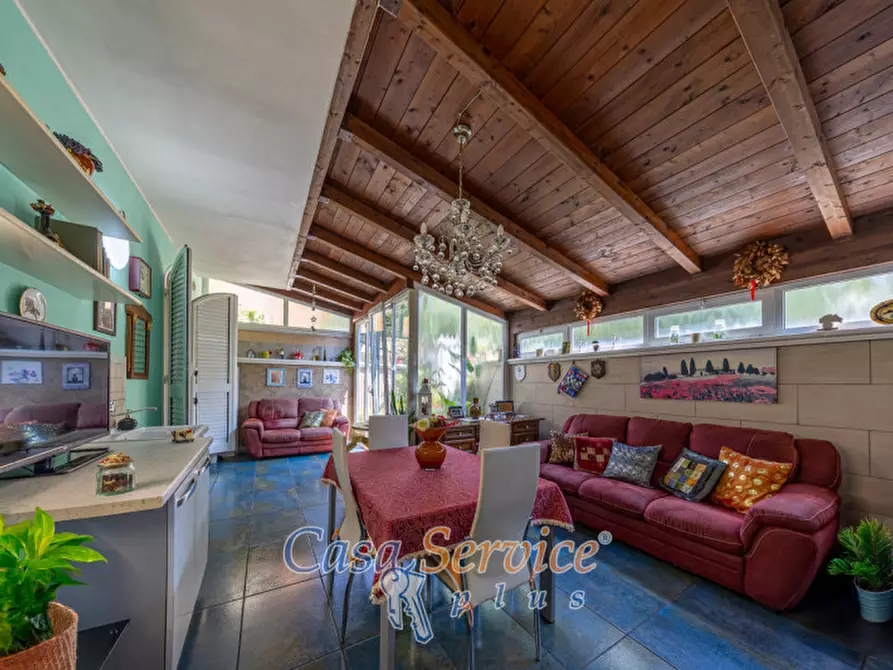 Immagine 51 di Villa in vendita  in Via Brindisi a Casarano