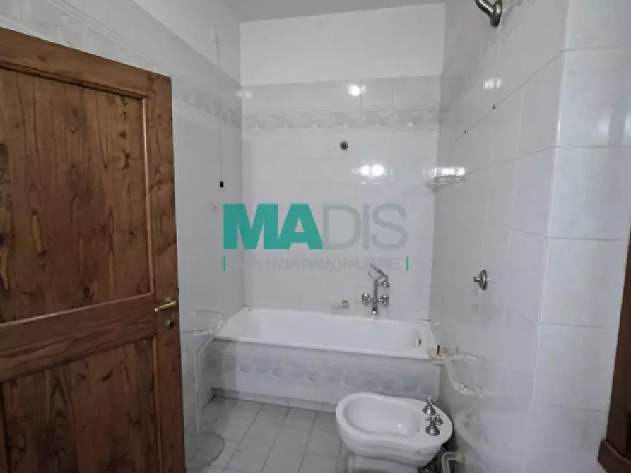 Immagine 27 di Casa indipendente in vendita  in Via della Macine a Prato