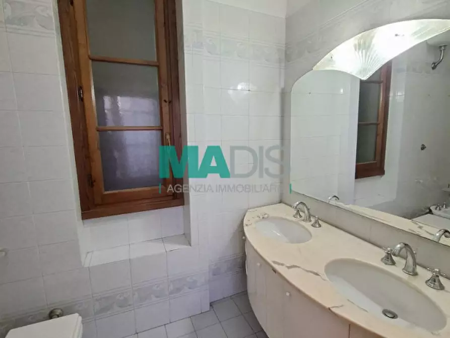 Immagine 29 di Casa indipendente in vendita  in Via della Macine a Prato