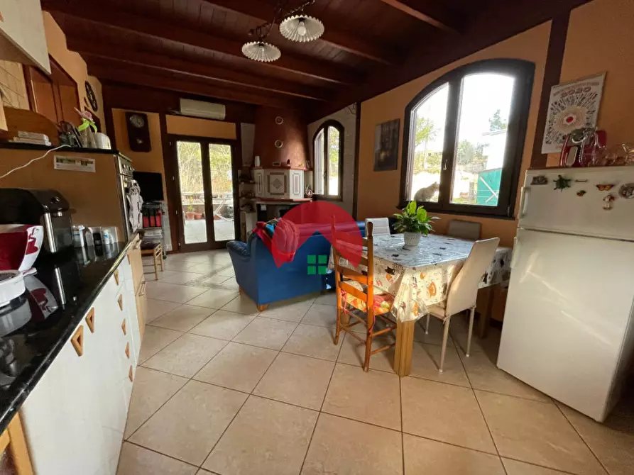 Immagine 9 di Villetta a schiera in vendita  a Matera