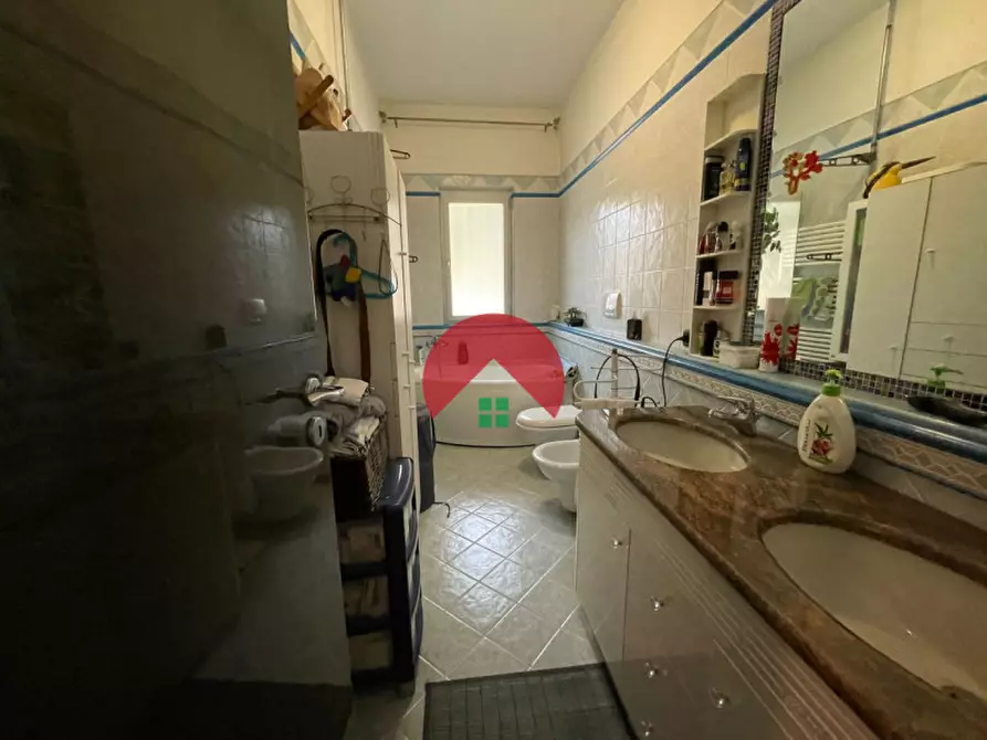 Immagine 17 di Villetta a schiera in vendita  a Matera