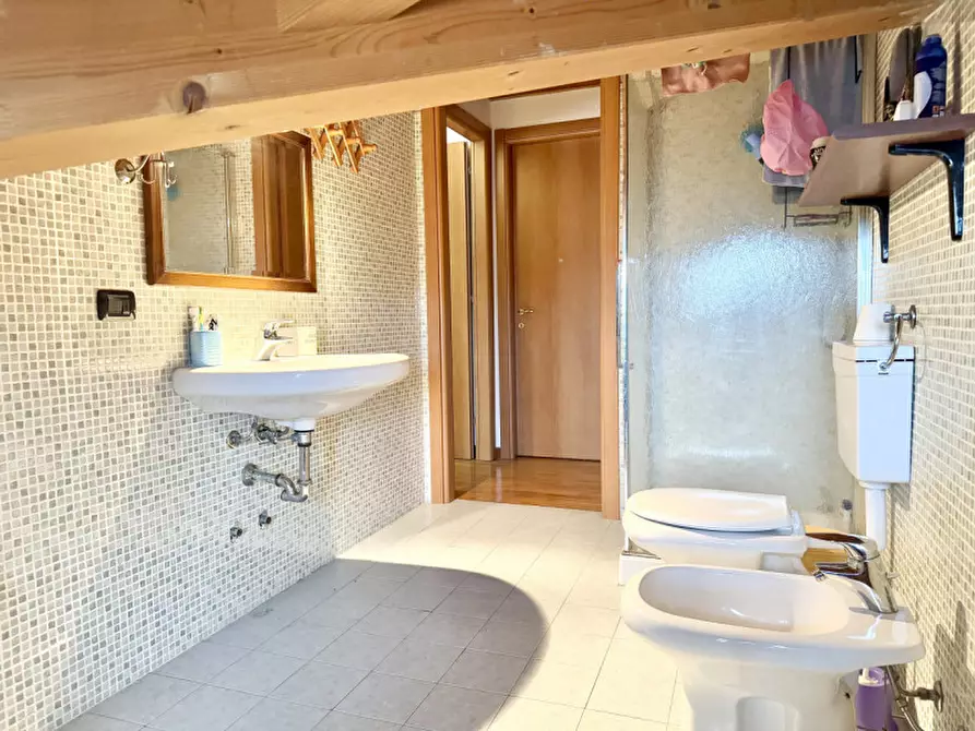 Immagine 34 di Villetta a schiera in vendita  in Via 16 giugno 1 a Sissa Trecasali