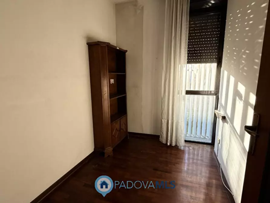 Immagine 3 di Casa indipendente in vendita  in VIA GUSTAVO MODENA 1 a Padova