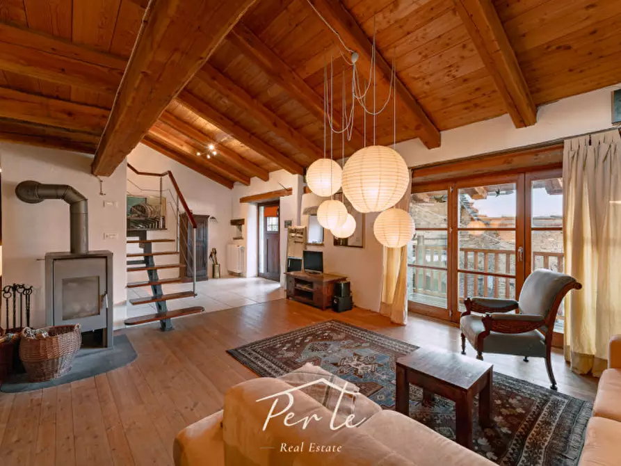 Immagine 1 di Attico in vendita  a Stroppo