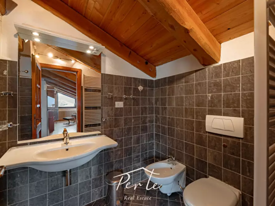 Immagine 20 di Attico in vendita  a Stroppo