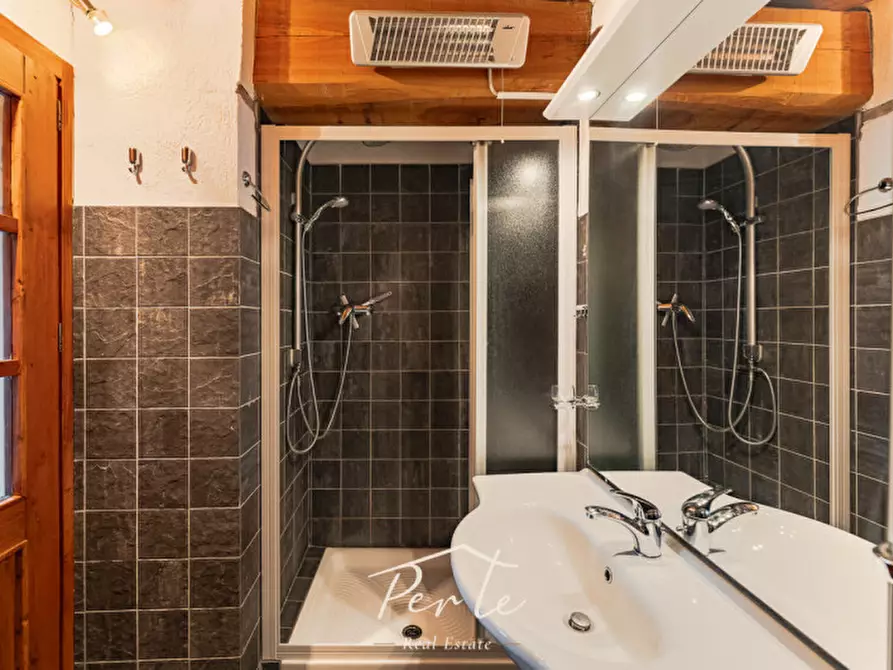 Immagine 21 di Attico in vendita  a Stroppo