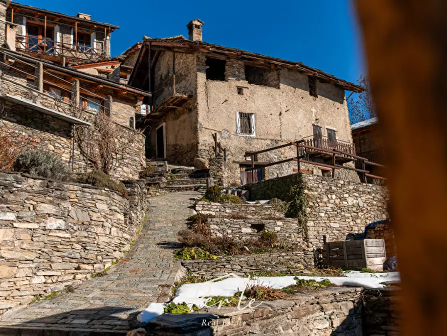 Immagine 33 di Attico in vendita  a Stroppo