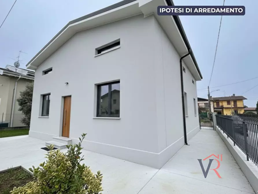 Immagine 3 di Casa indipendente in vendita  in Via Guglielmo Marconi a Trenzano