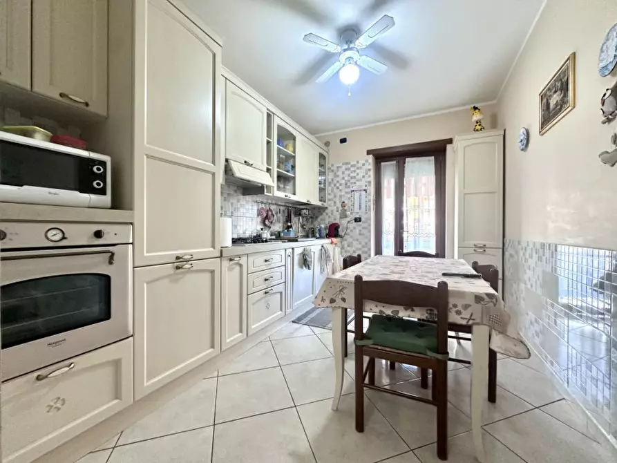 Immagine 1 di Appartamento in vendita  in Via Ivrea 14 a Rivoli