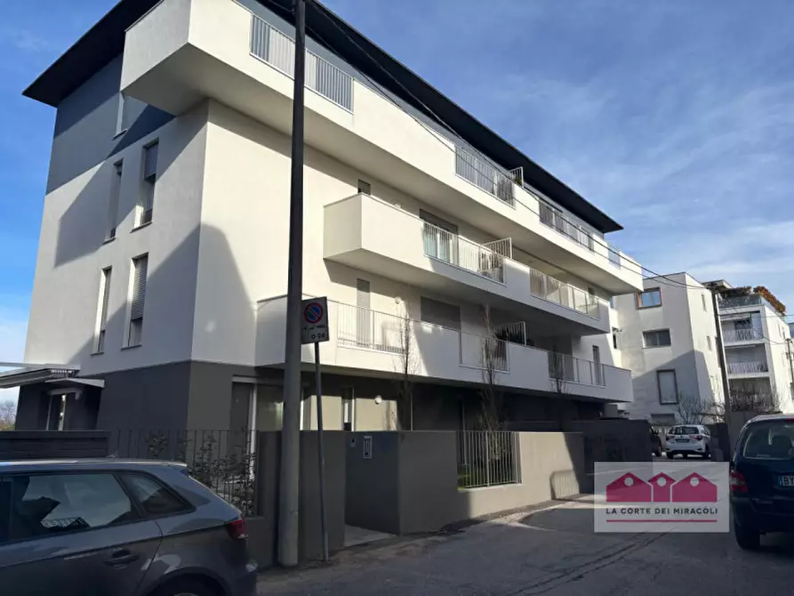 Immagine 1 di Appartamento in vendita  in Via Metauro a Vicenza