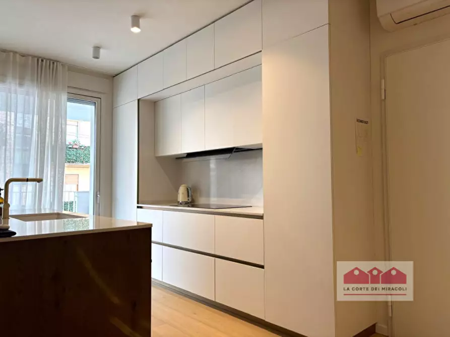 Immagine 5 di Appartamento in vendita  in Via Metauro a Vicenza