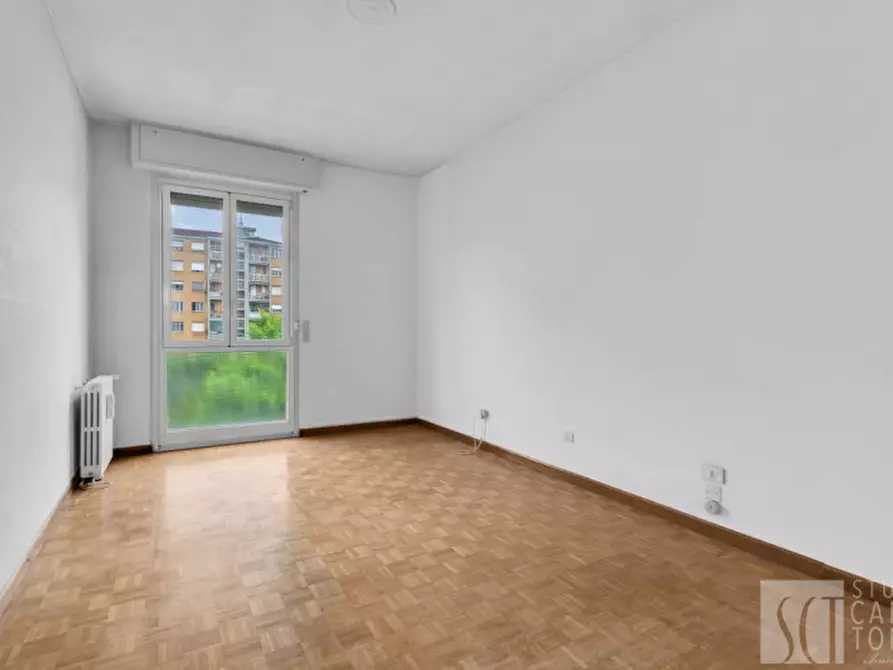 Immagine 5 di Appartamento in vendita  in via ovada, 25 a Milano