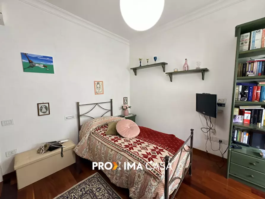 Immagine 24 di Villa in vendita  in Via Del Canale a Salerno