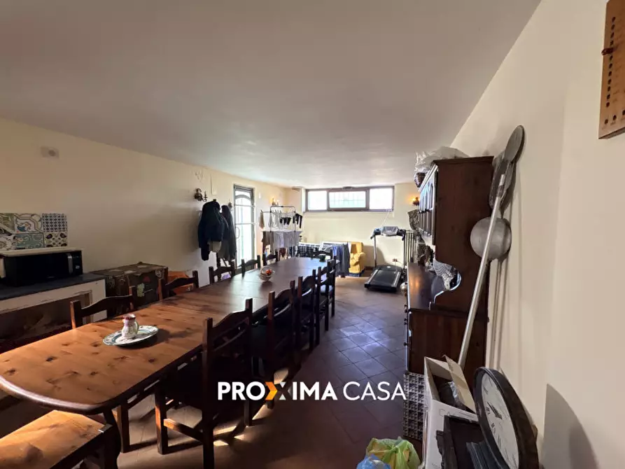 Immagine 34 di Villa in vendita  in Via Del Canale a Salerno