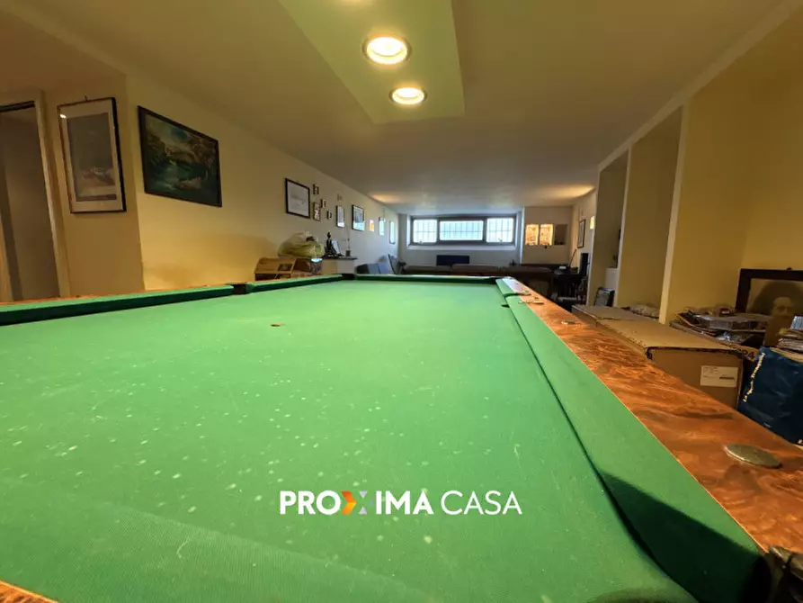 Immagine 44 di Villa in vendita  in Via Del Canale a Salerno