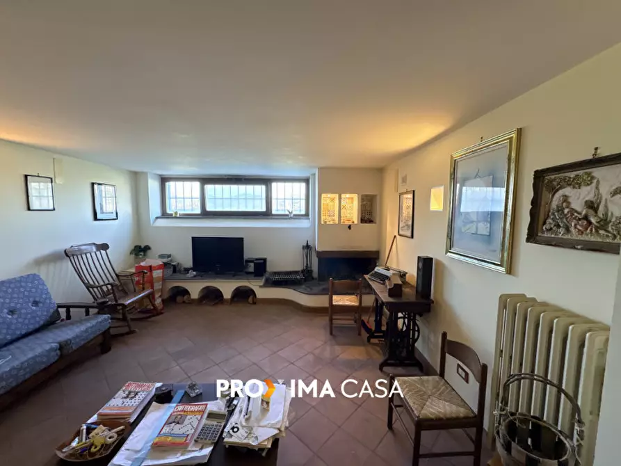 Immagine 45 di Villa in vendita  in Via Del Canale a Salerno