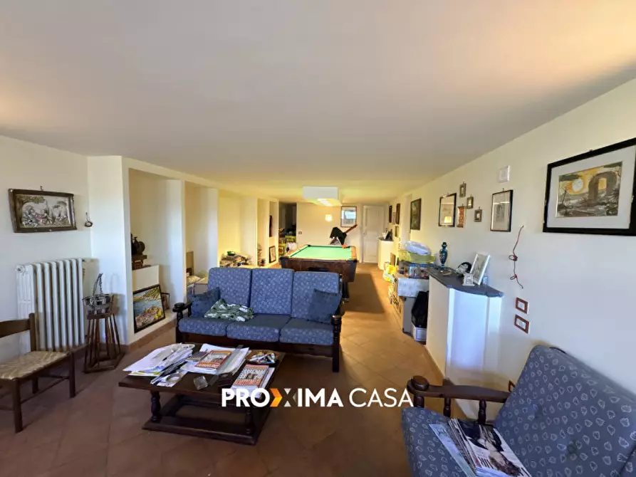 Immagine 46 di Villa in vendita  in Via Del Canale a Salerno